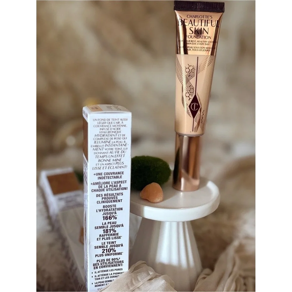 NIB Charlotte Tilbury Dewy Skin Tint – Shade Neutral 2
